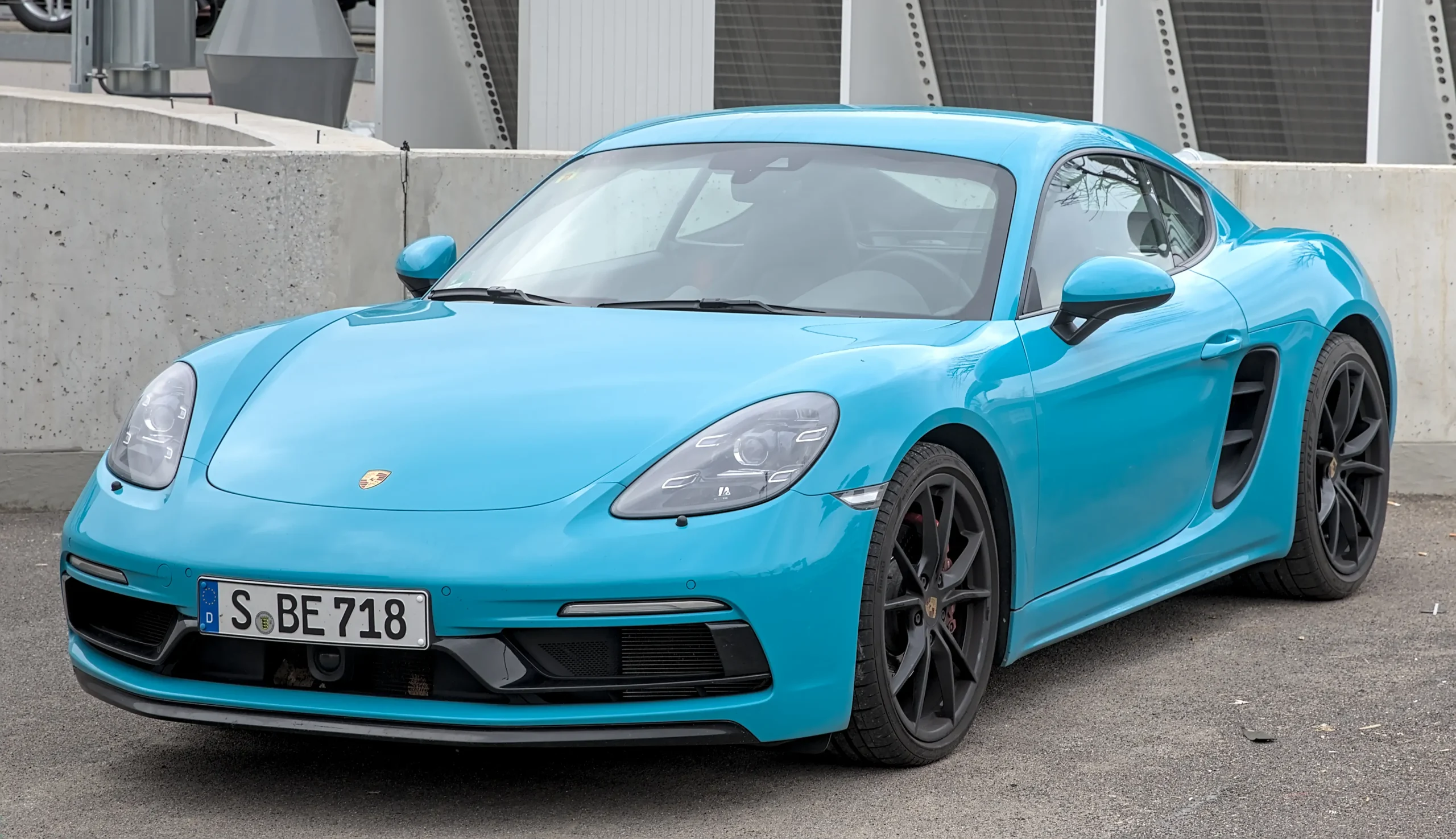 Sleek Porsche 718 Cayman, sports car, parked, showcasing powerful design