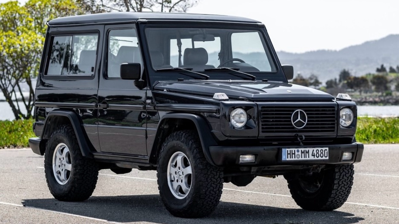 Mercedes-Benz G-Wagon 90s