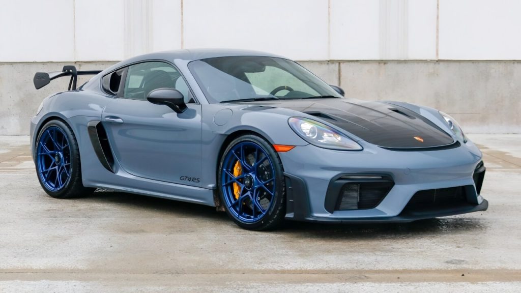 2023 Porsche 718 Cayman GT4 RS