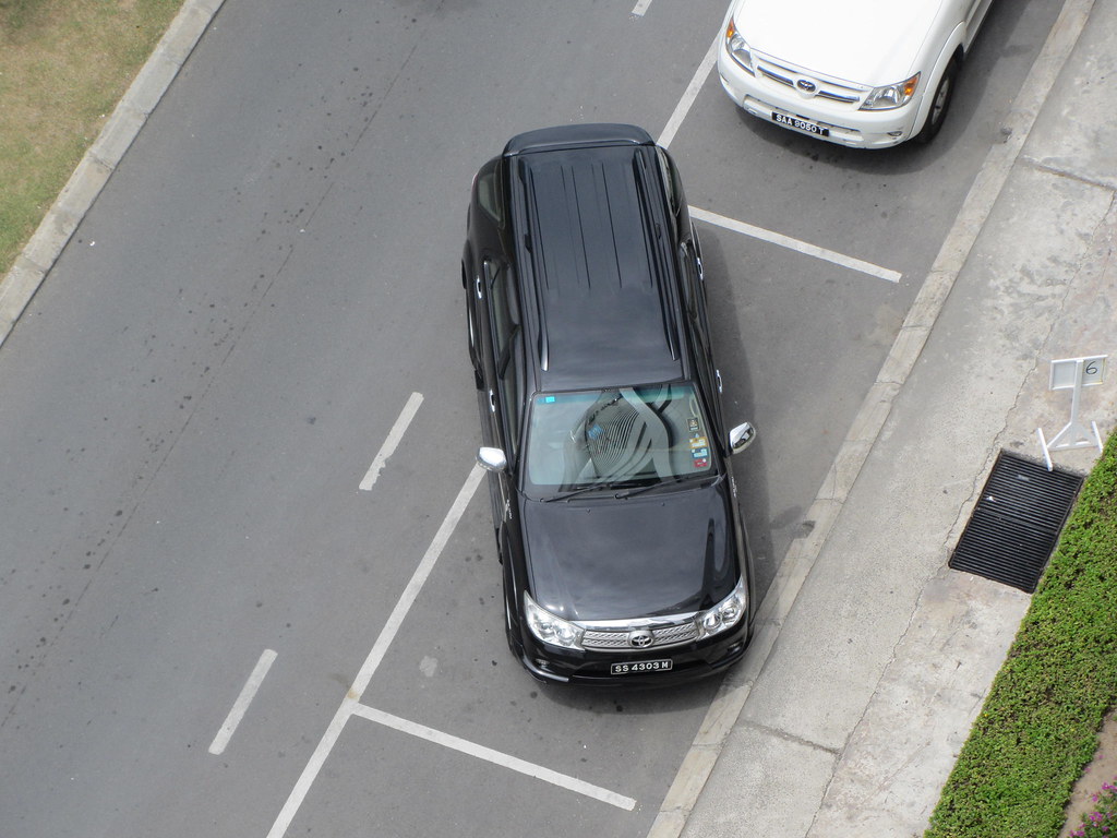 10 Cars That Are a Nightmare to Parallel Park
