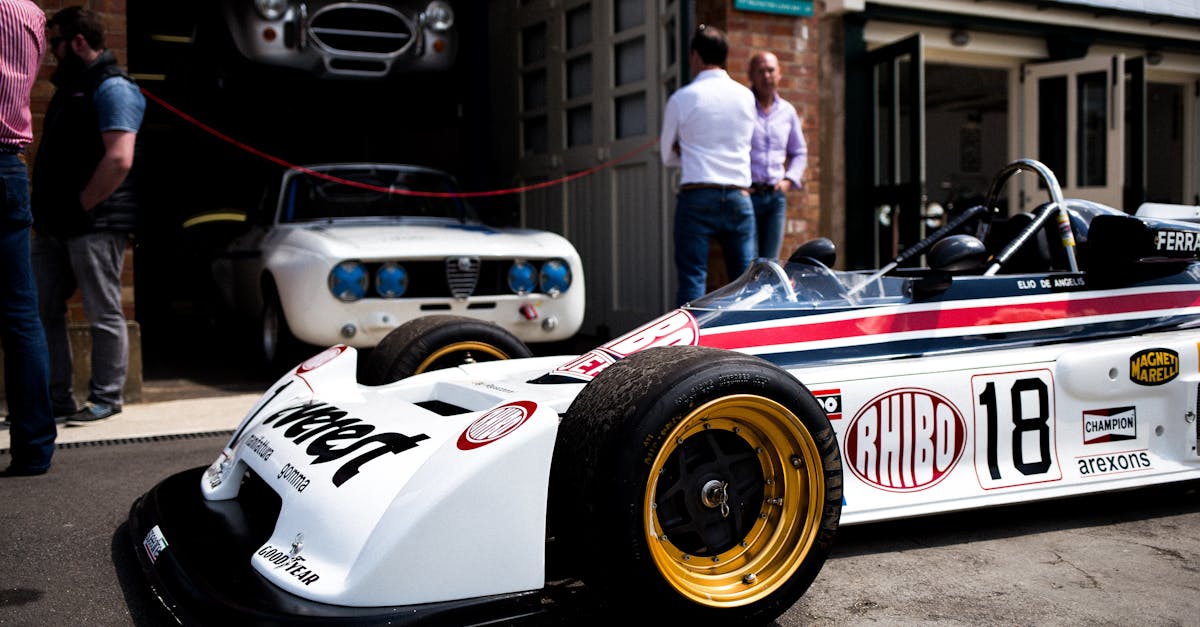 5 Car Add-Ons That Mechanics Call “Money Traps”