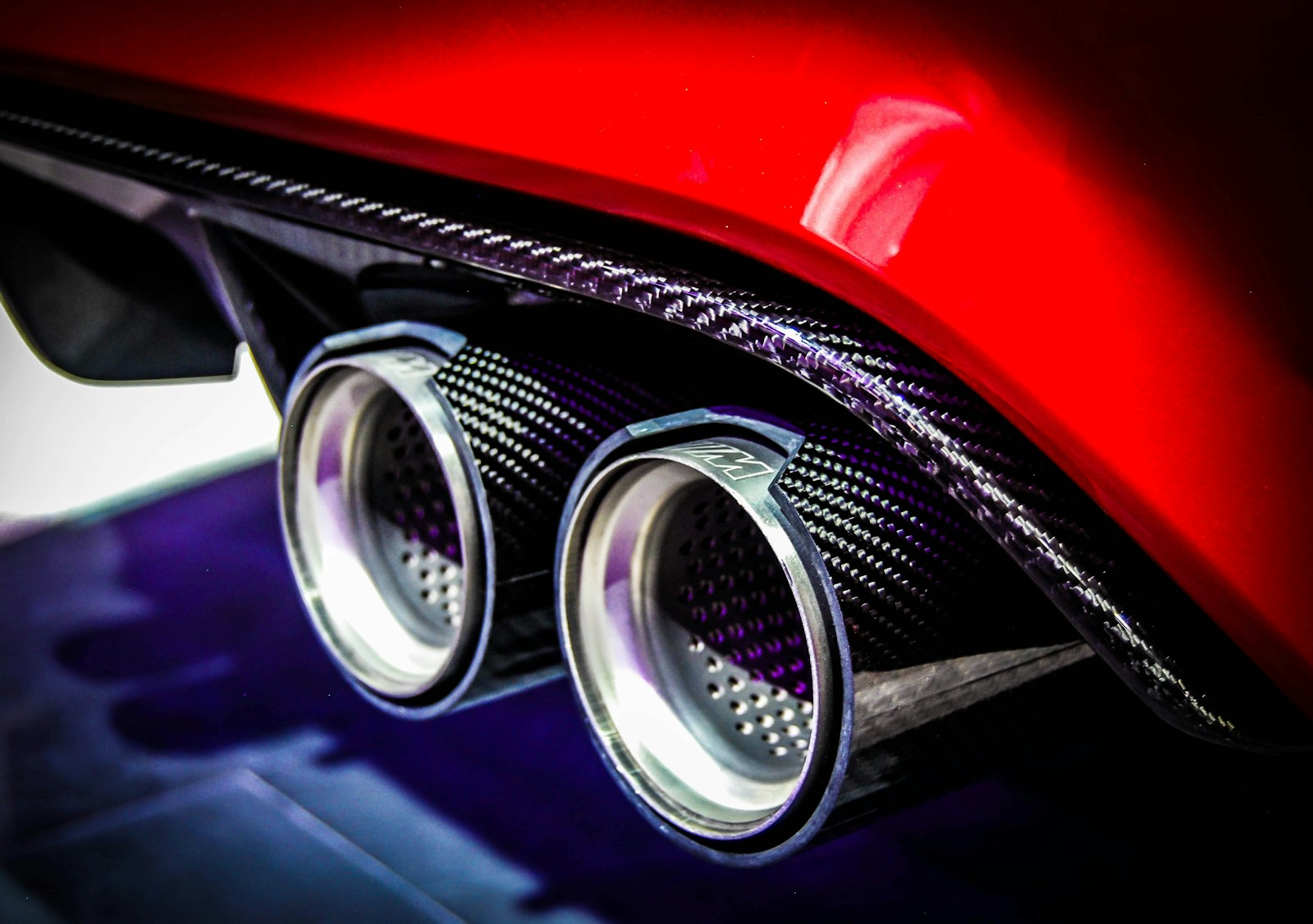 10 Exhausts That Drone You Out of the Cabin
