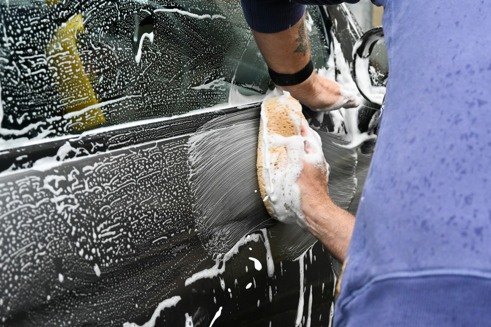 10 Car Cleaning Hacks That Actually Work