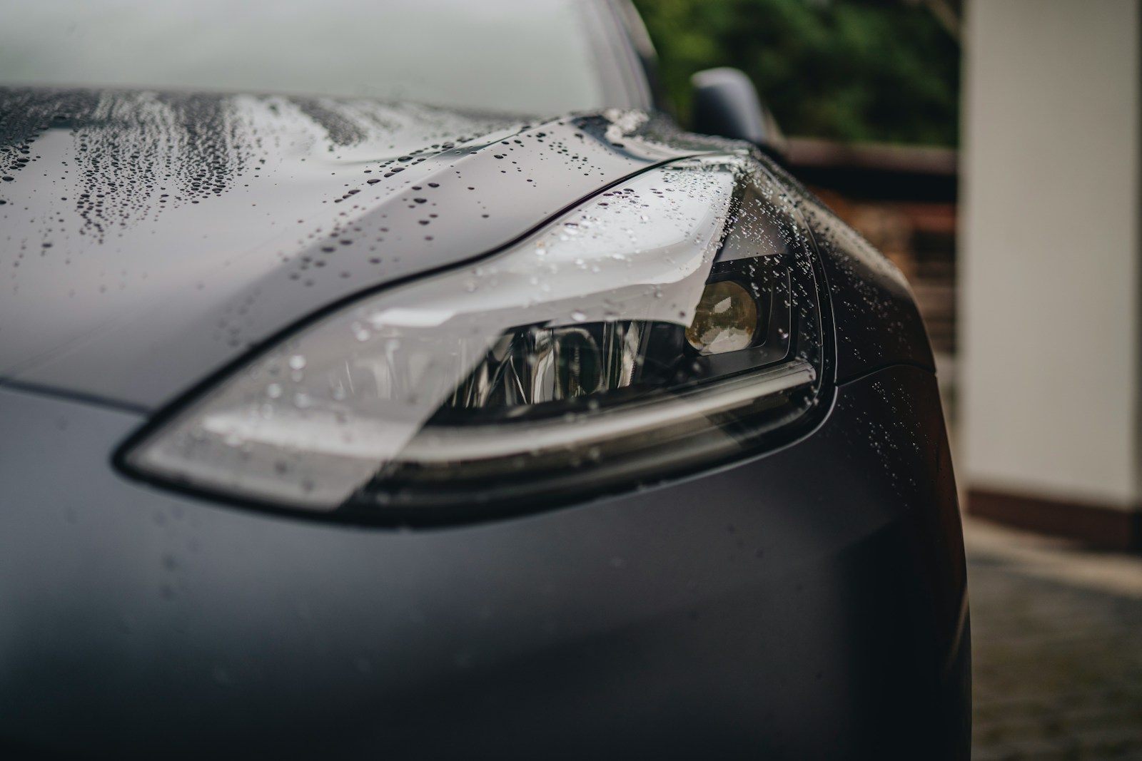 6 Electric Cars That Can’t Survive Cold Weather