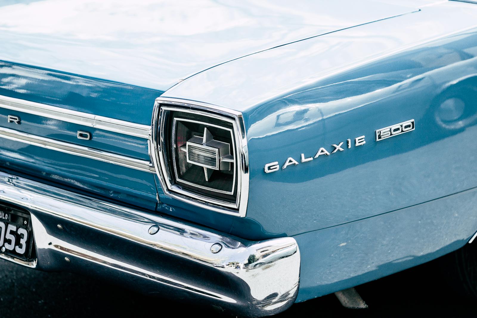 Close-up of a classic Ford Galaxie 500 in São Paulo, Brasil, highlighting its vintage design.