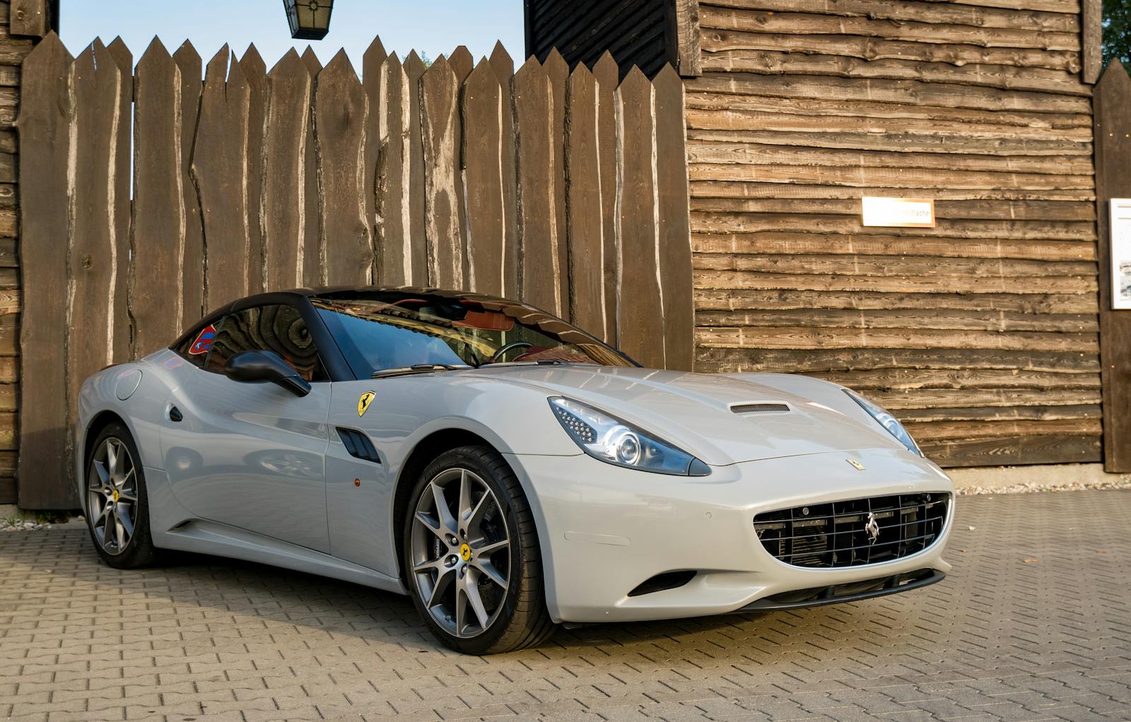 6 Sports Cars Millennials Dream Of but Can’t Afford