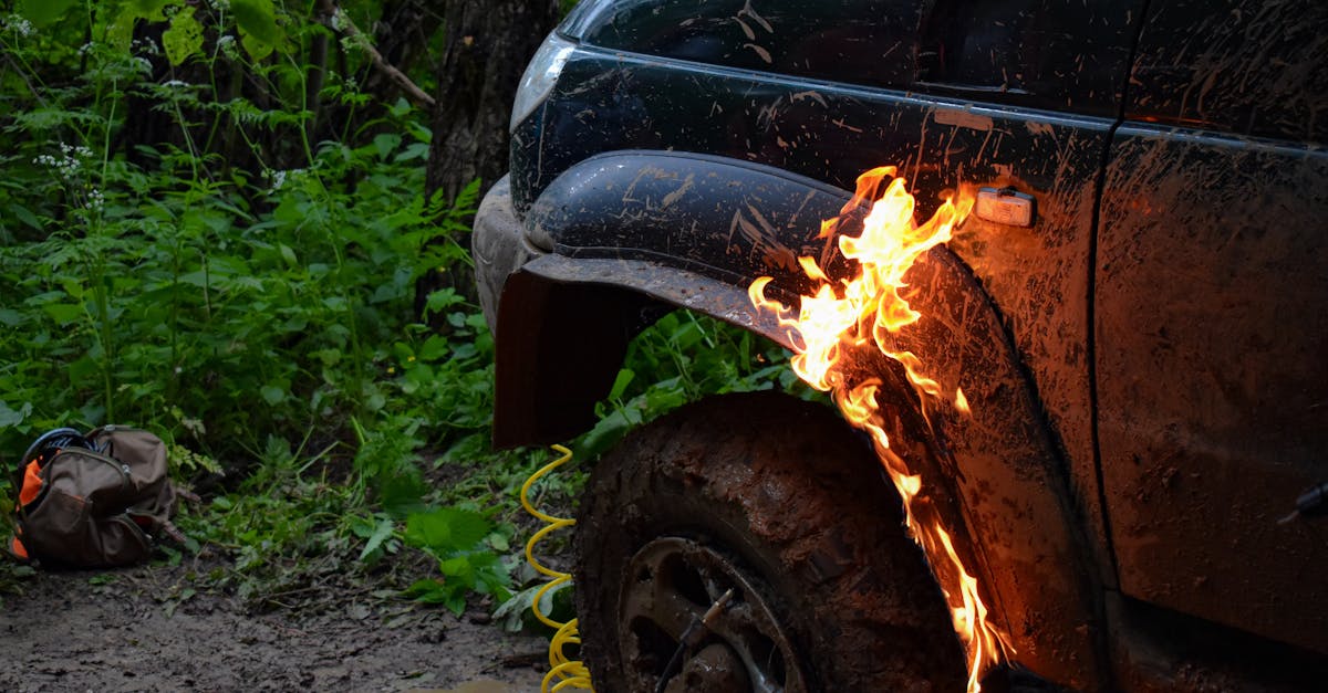 Jeep Recalls 320,000 Wrangler and Grand Cherokee Plug-In Hybrids for Battery Fire Risk