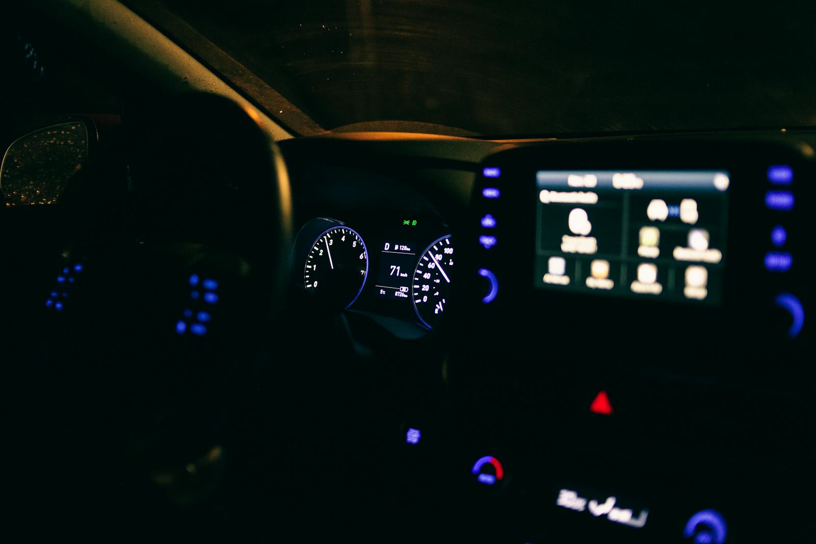 7 Cars With Interior Electronics That Fail Constantly