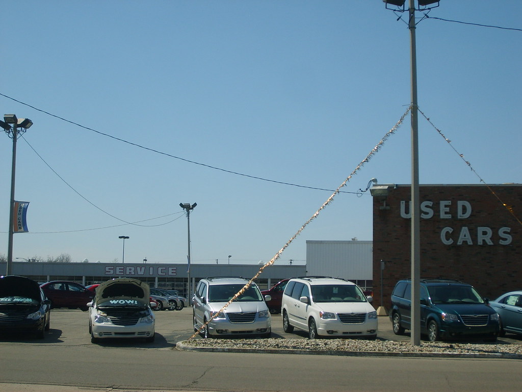 5 Used Car Lot Tricks Mechanics Warn Buyers About