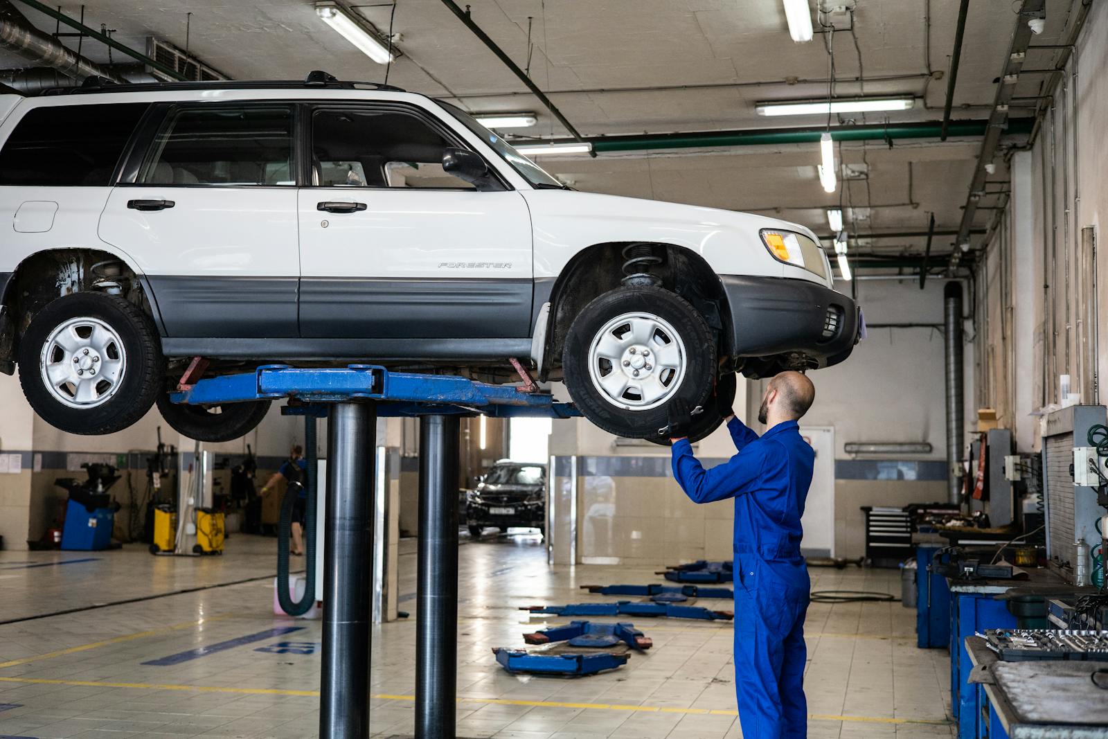 13 Signs Your Mechanic Is Overcharging You