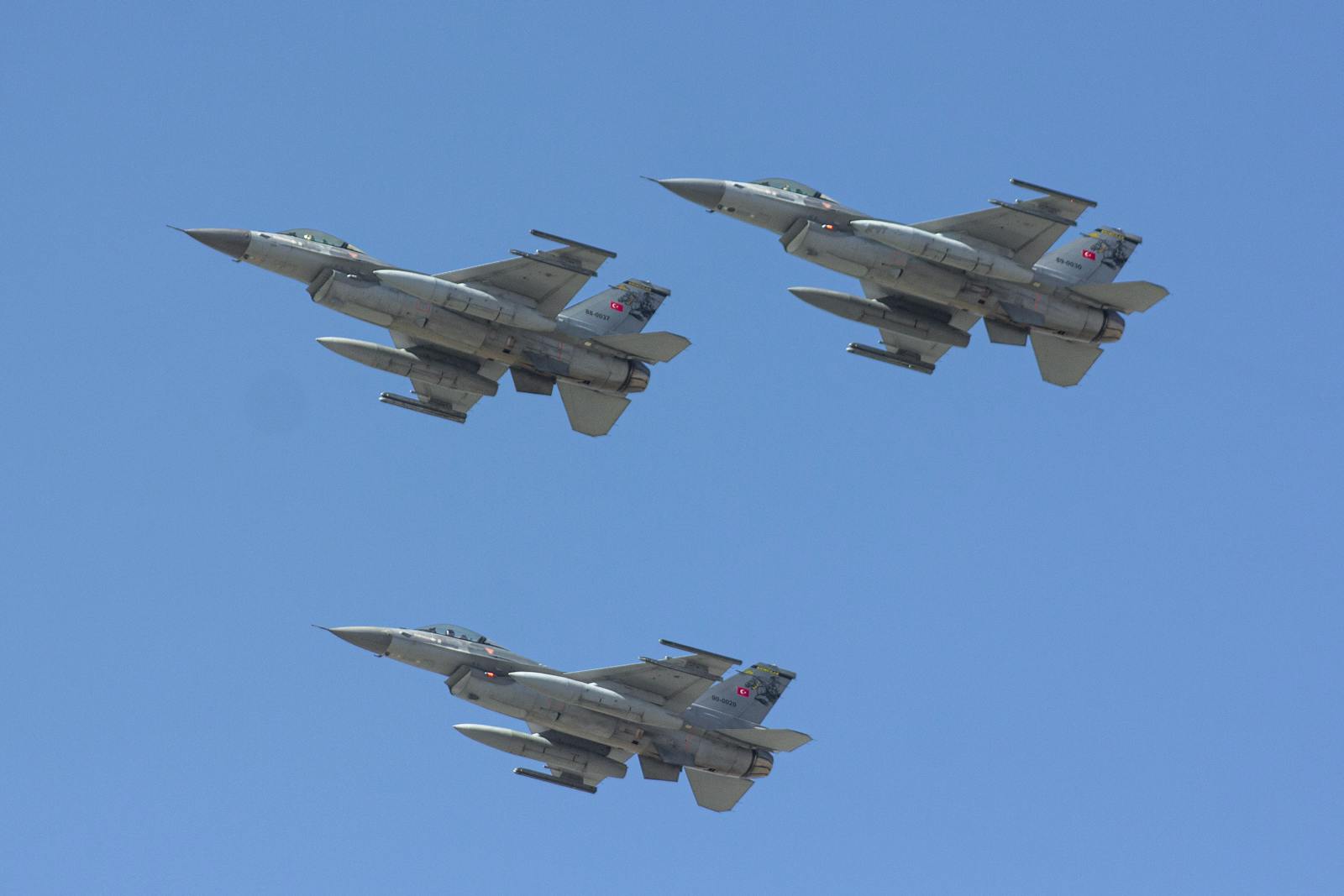 What the U.S. Raid on Venezuela Revealed About Russian Air Defenses