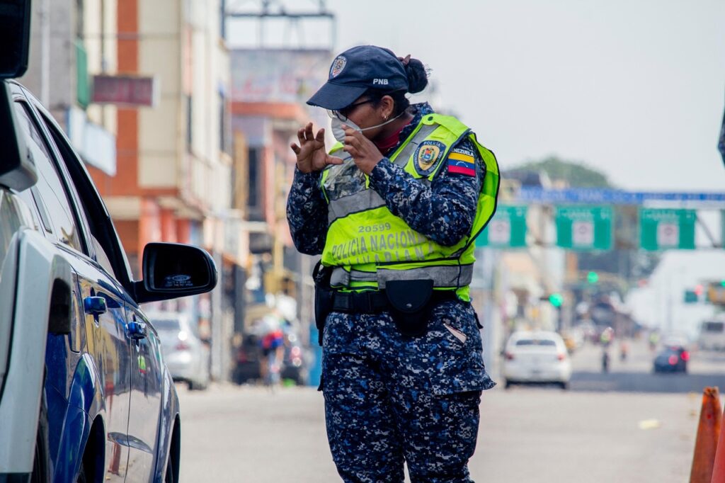 police, woman, mask, covid, pandemic, security, coronavirus, venezuelan national police, policia nacional bolivariana, face mask, policewoman, police officer, táchira, venezuela, police, police, police, police, police, policewoman, policewoman, policewoman, police officer, police officer, police officer, venezuela, venezuela, venezuela