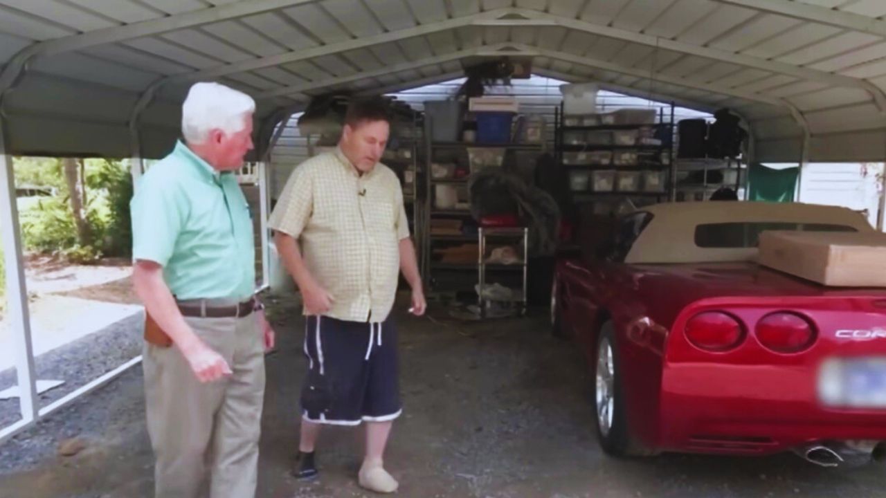 Man Thought He Bought a 1963 Corvette on Facebook—Instead He Lost Over $26,000 in a Scam