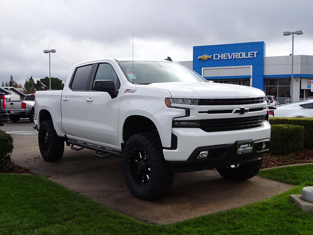 10 Cars Everyone Wants in 2026 — See Their Eye-Opening Price Tags