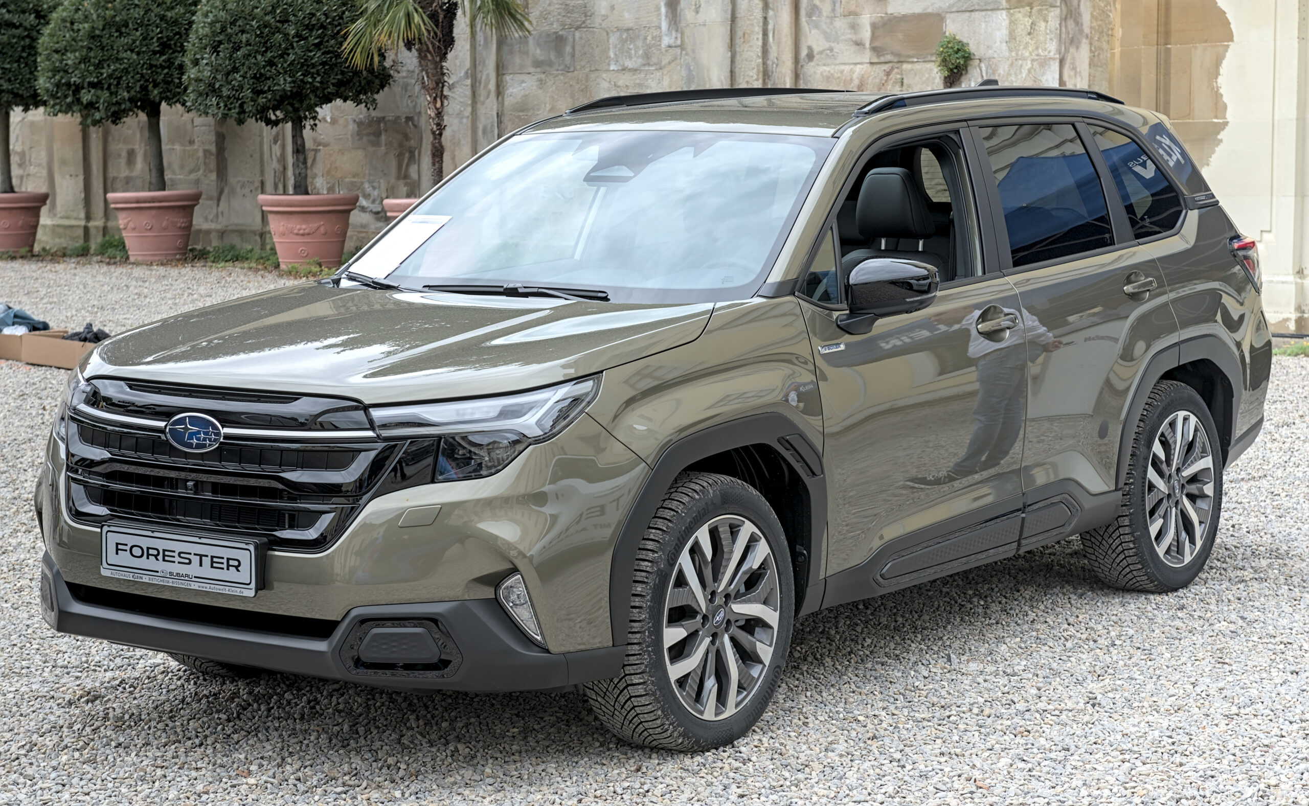 I’m a Car Expert: 5 SUVs to Buy Before You Retire