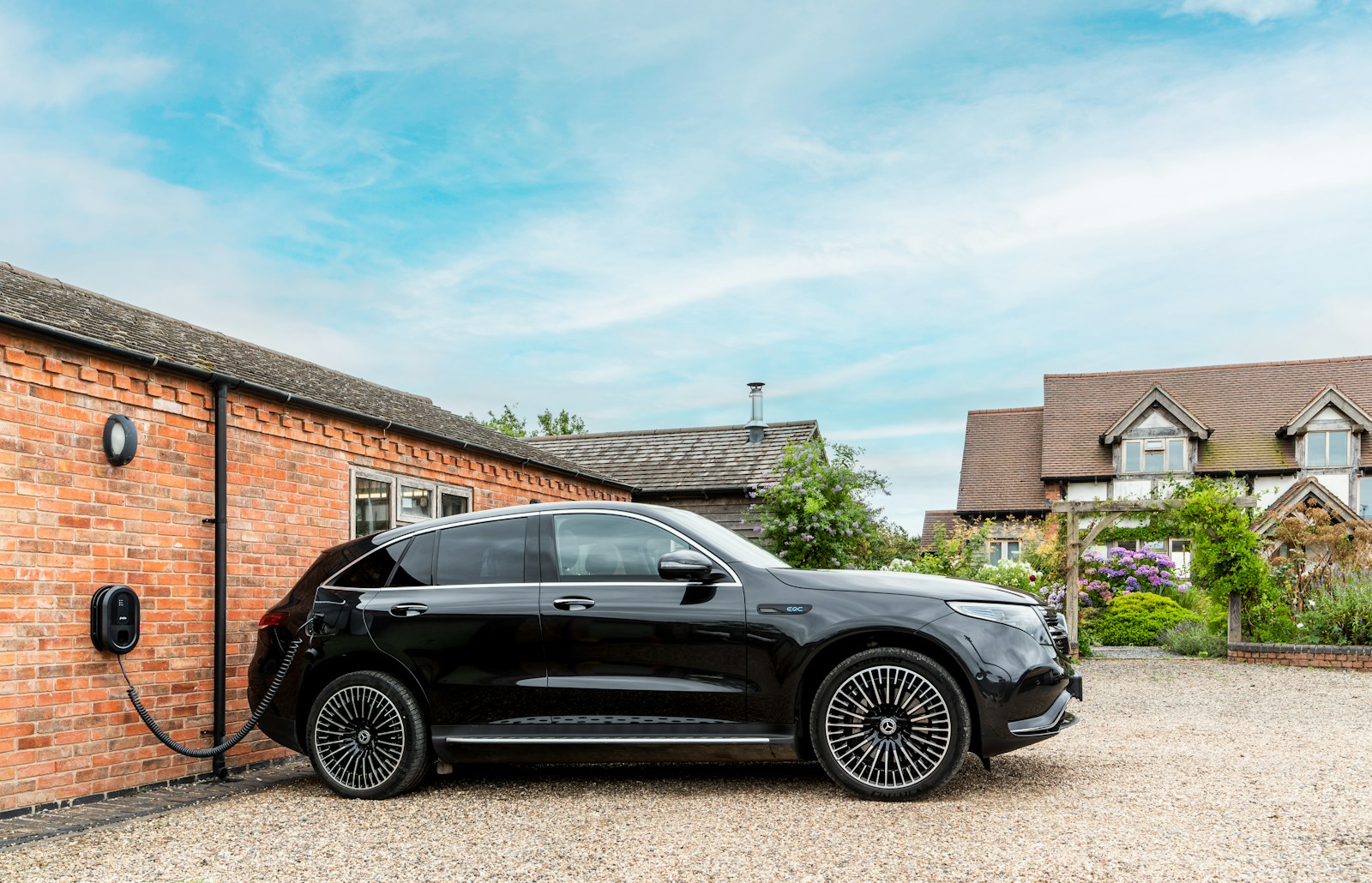 Which EVs Qualify for Government Discounts — and Which Don’t