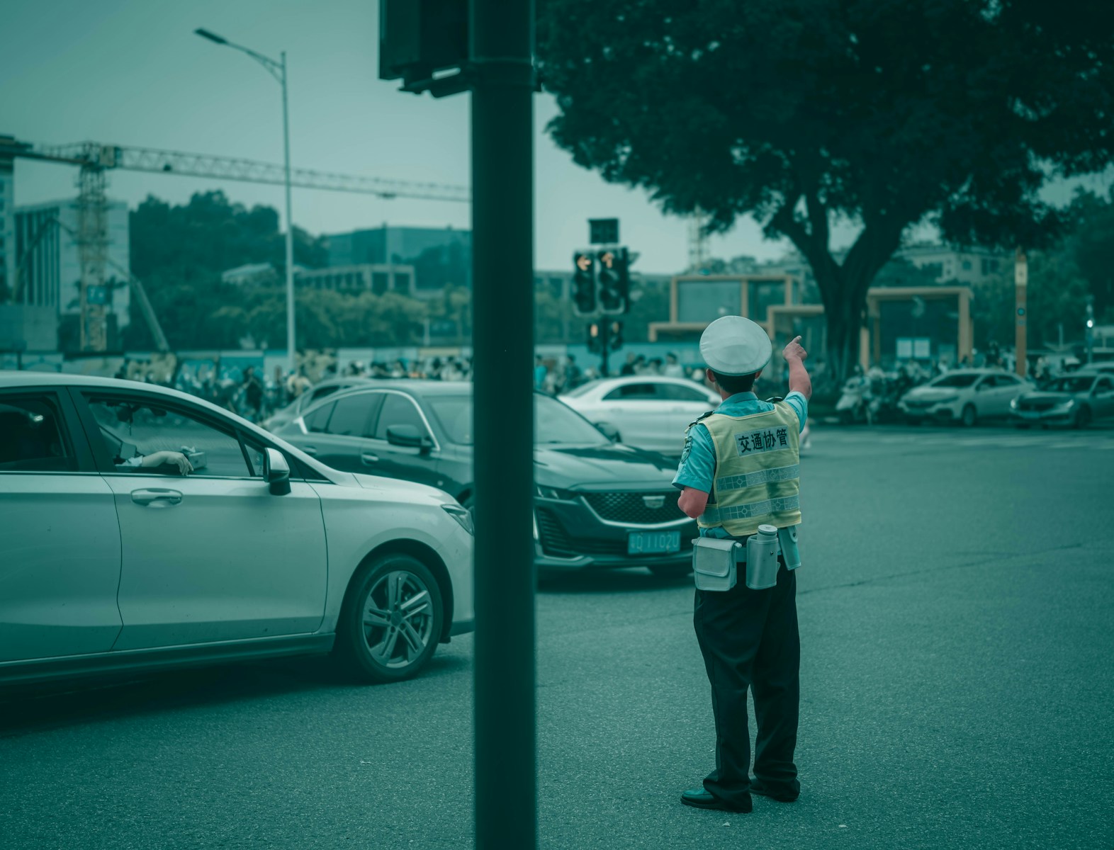 A Police Officer Gave Me Conflicting Hand Signals and I Got a Ticket. Can I Fight It?