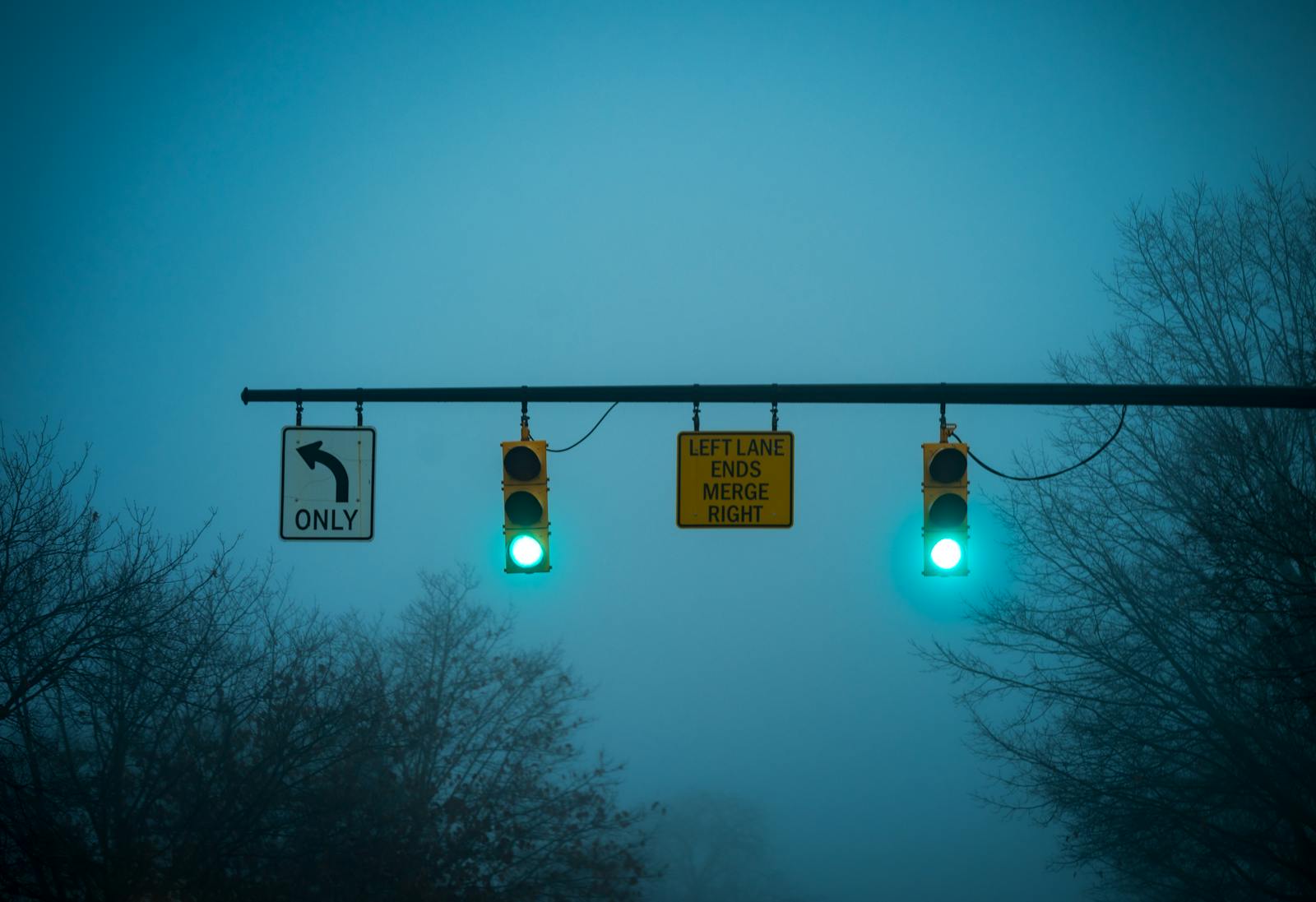 Man Says Driver Blocked The Road To Confront Him After A Tight Lane Merge During Rush Hour Traffic