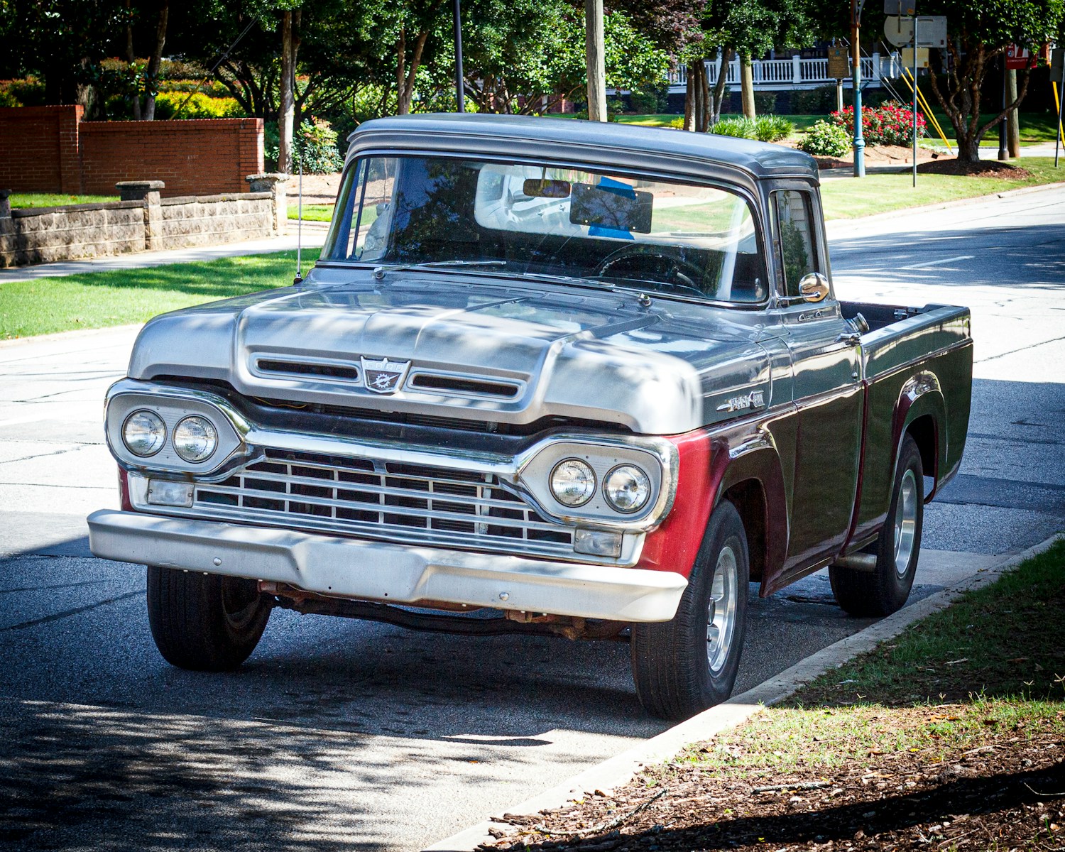 Man Says His Family Wants To Sell Their Grandpa’s Old Pickup To Split The Money Leaving Him Fighting To Keep It In The Garage