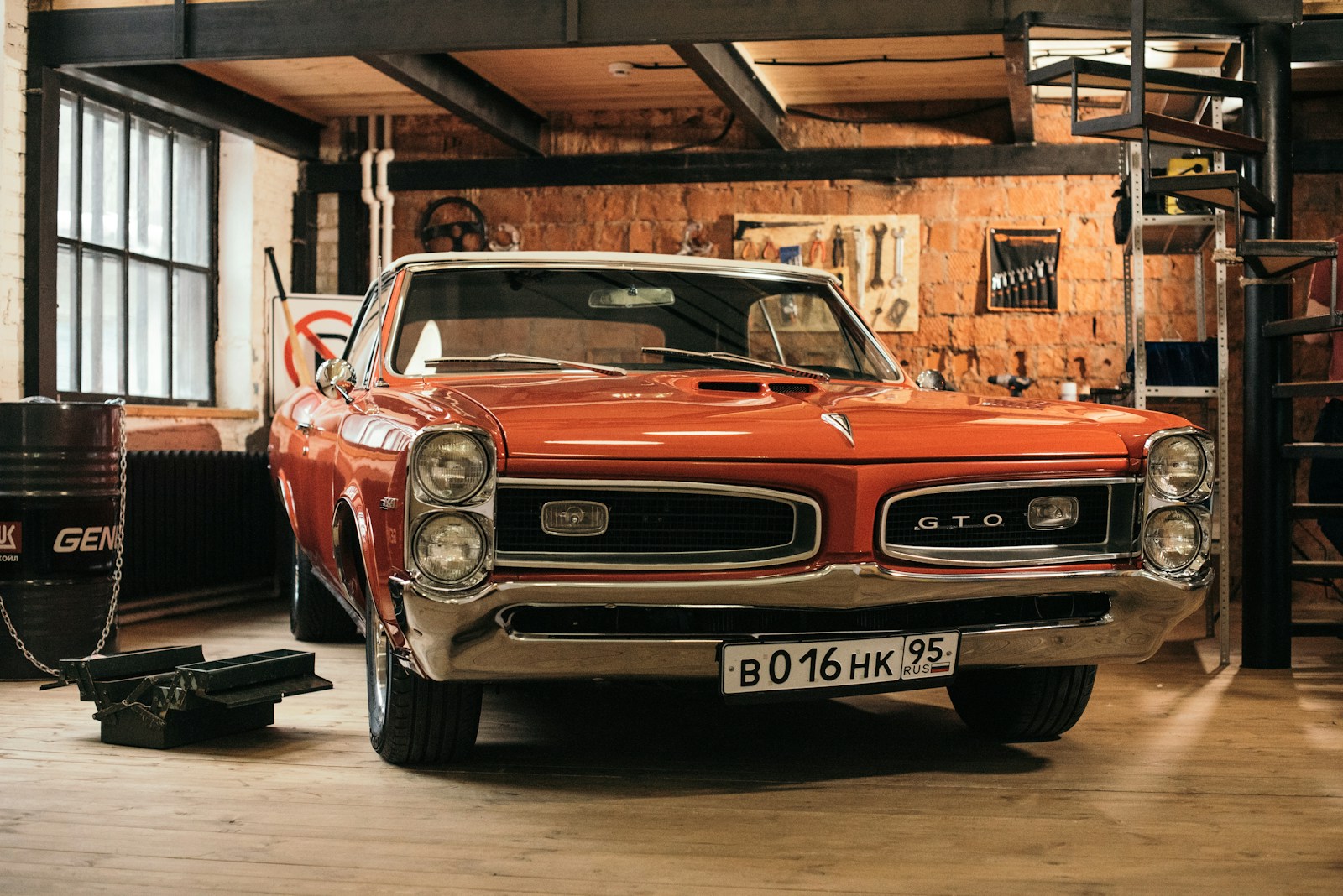 Man Says His Son Thinks The Classic Car Should Be Converted Into A Drift Car Leaving Him Completely Stunned