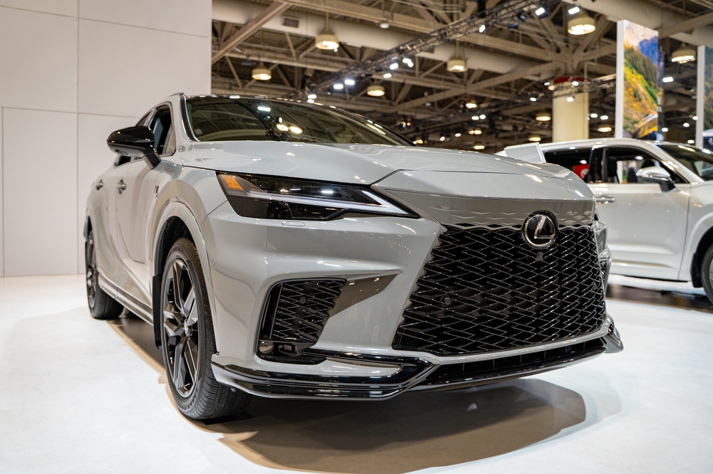 Lexus RX Lease Deals Are Suddenly Competing With German Brands — and Buyers Are Taking Notice