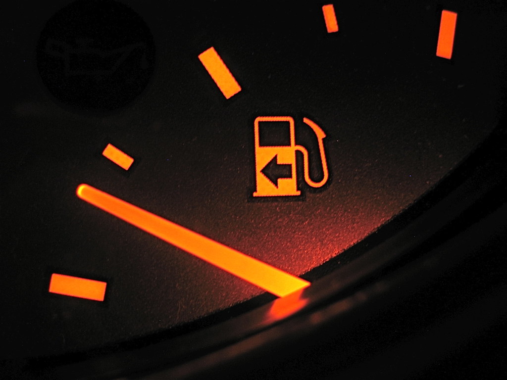 Mechanics Warn These 5 Fuel Habits Can Lead to Expensive Repairs