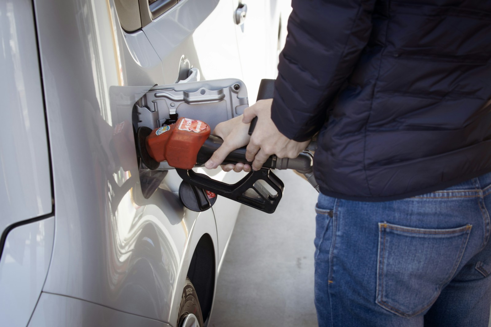 If You Always Buy the Cheapest Gas, This Is What It Could Be Doing to Your Car