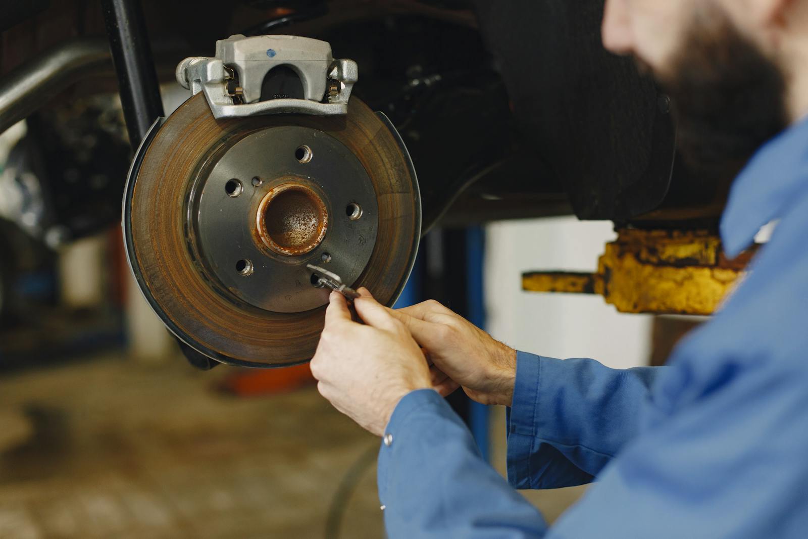 Man Says He Let His Buddy’s Cousin Work On His Brakes Cheap, Then Found Out On The Freeway Exactly Why That Was A Horrible Idea