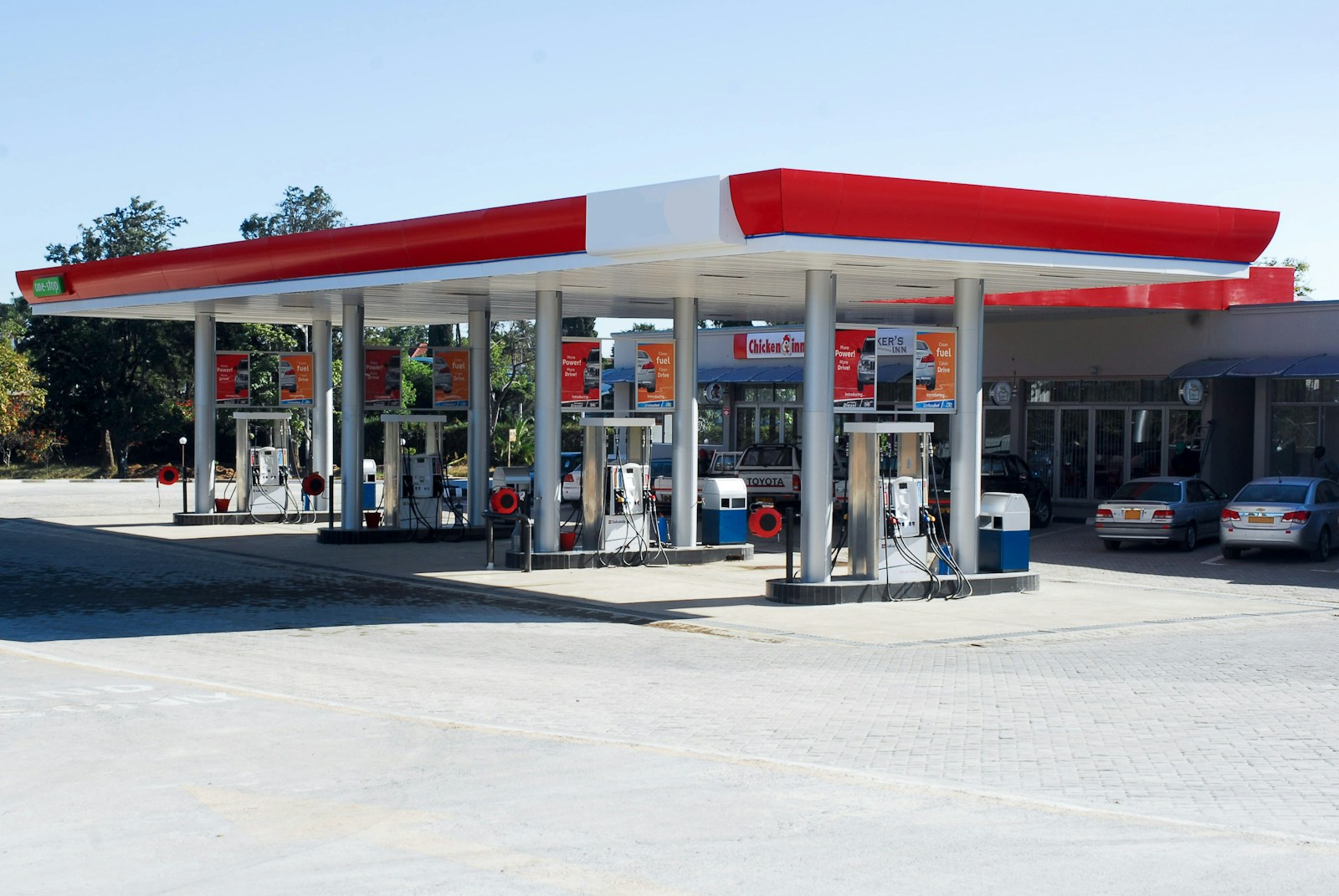 6 Gas Station Red Flags Most Drivers Ignore Until It’s Too Late