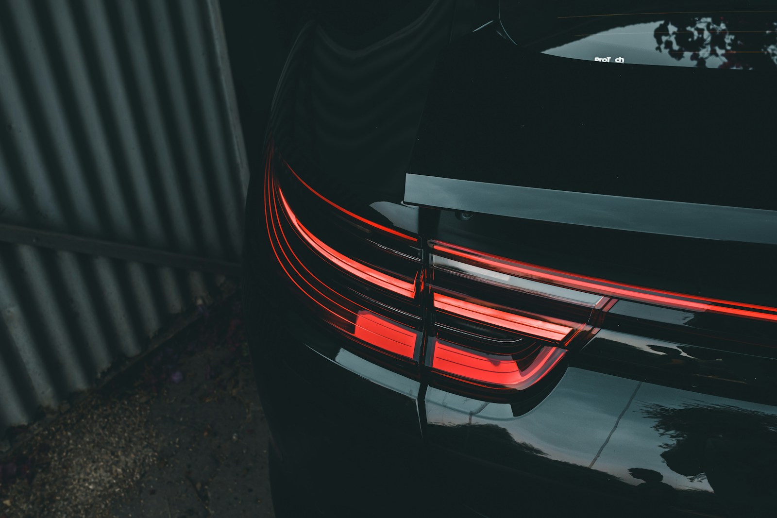 7 Common Car Issues That Drivers Ignore Until They Get Pulled Over