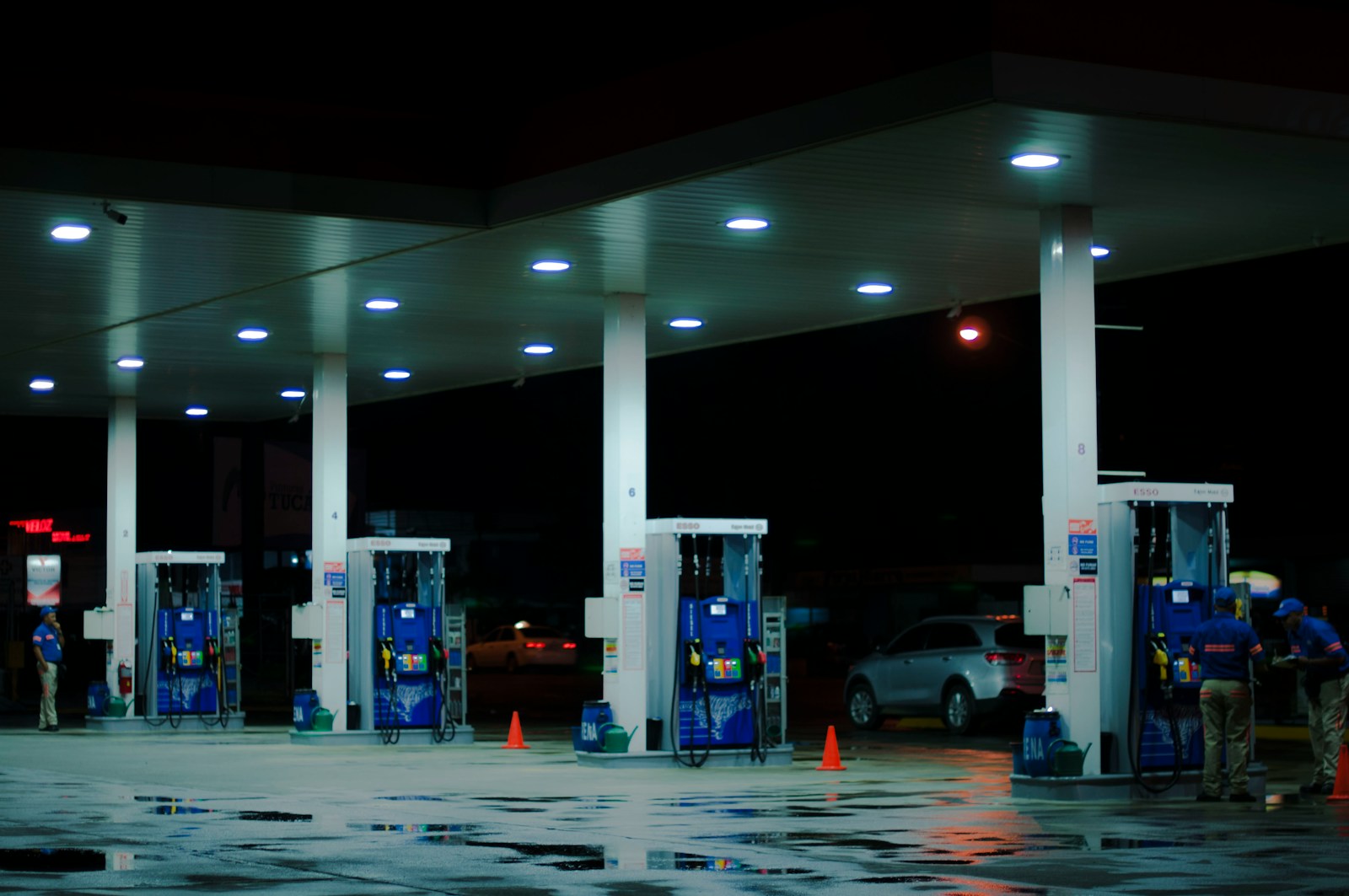 7 Things That Matter More Than You Think When Choosing Where to Fill Up