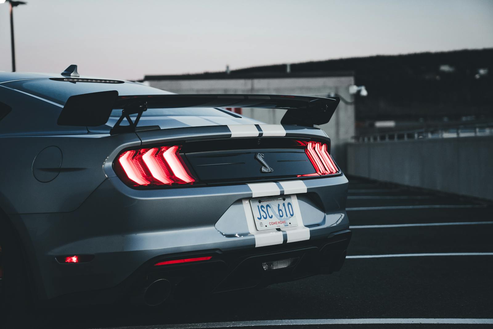 Buyer Pays Cash For A “Clean Title” Mustang, Then DMV Says The VIN Belongs To A Different Car And The Seller Suddenly “Doesn’t Remember” Him