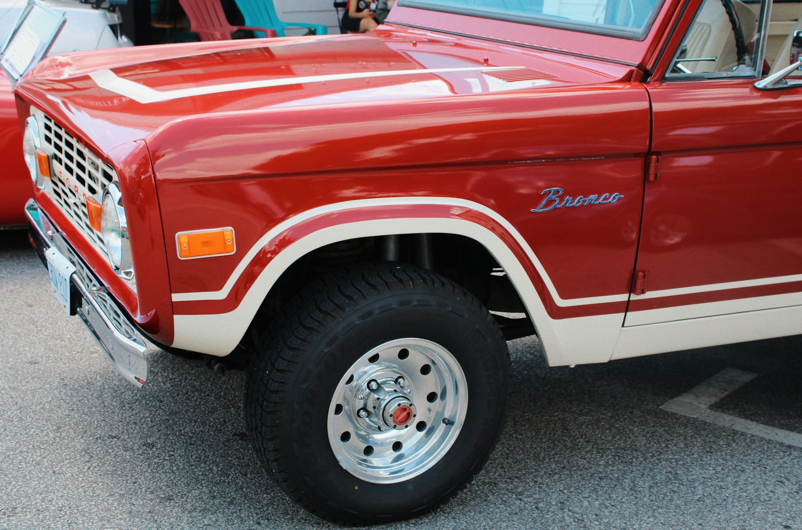 Stepson Took His Stepdad’s ’85 Bronco “to Show His Friends” and Came Home Two Days Later With a Different License Plate, a Broken Tailgate, and No Wallet