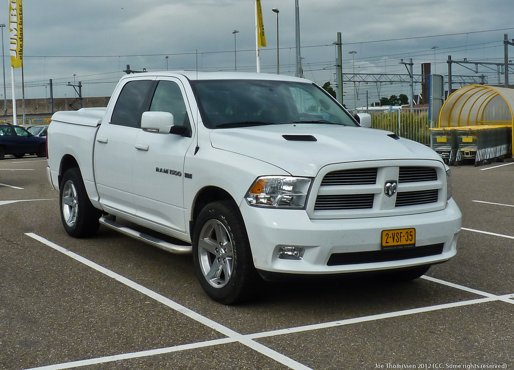 Florida Retiree Bought a Used RAM 1500 With 38,000 Miles and Found a Disconnected Check Engine Light Behind the Glove Box — The Truck Had Been Running on 7 Cylinders Since Trade-In