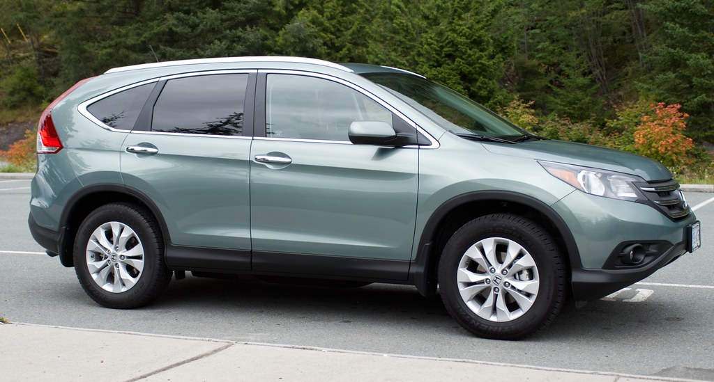 Honda Master Tech Pulled the Head on a CR-V and Found Two Broken Lifters Stuck to a Magnet the Last Shop Had Glued Inside — The Customer Was Quoted “Just a Tune-Up”
