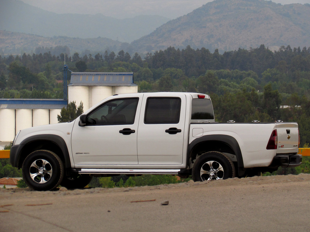 Wife Pulled the Maintenance Records on Her Husband’s “Brand New” Work Truck and Discovered He’d Bought It Used From His Coworker for $8,000 More Than Blue Book