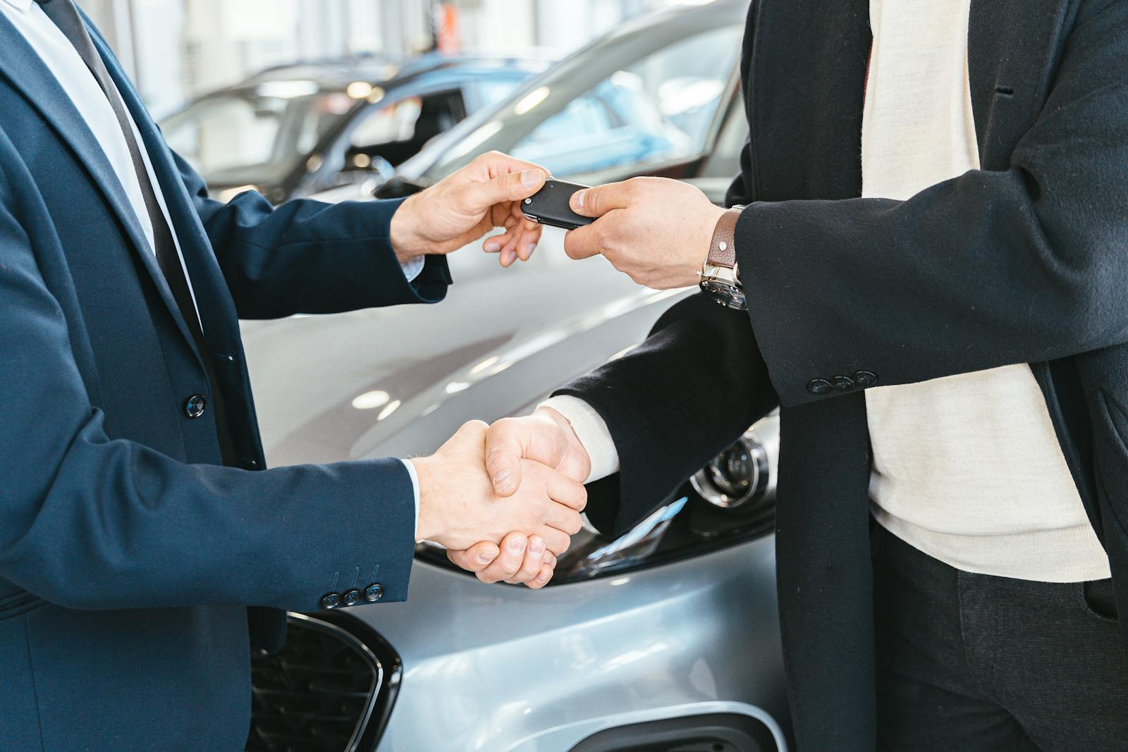 Couple Trading In Their Camry for a New Pilot Got Hit With a $3,200 “Reconditioning Fee” After Signing — The Dealership Had Already Detailed the Car Before the Trade Inspection