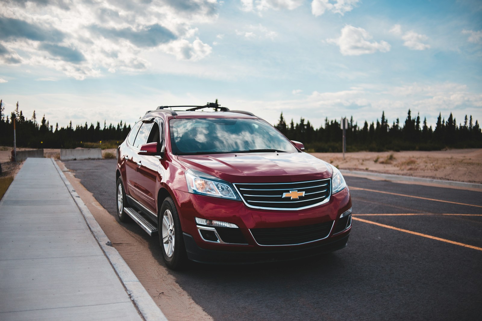 Buyer Who Bought a Used Mid-Size SUV at an Auction Got It Home and Found a Note Sharpie’d Under the Sun Visor — “Sorry About the Transmission, Good Luck”