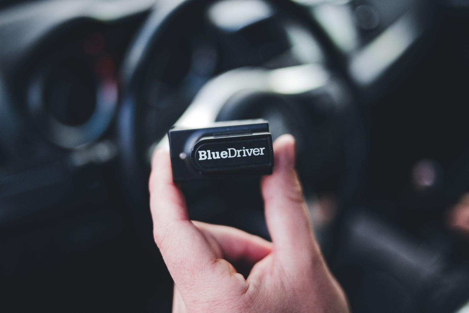 Woman Finds A Dealership Tracker Under Her Seat, Then Her Ex Who Works There Suddenly Knows Everywhere She’s Been