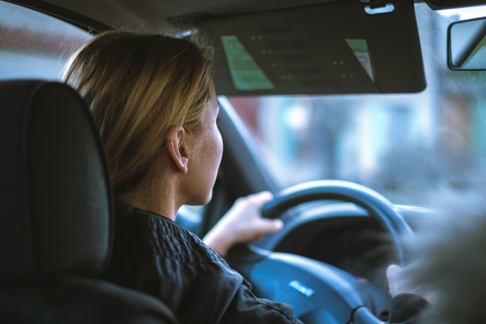 Wife Finds A Hidden AirTag In Her Car, Then Her Husband Admits He Put It There Because He “Just Wanted Peace Of Mind”