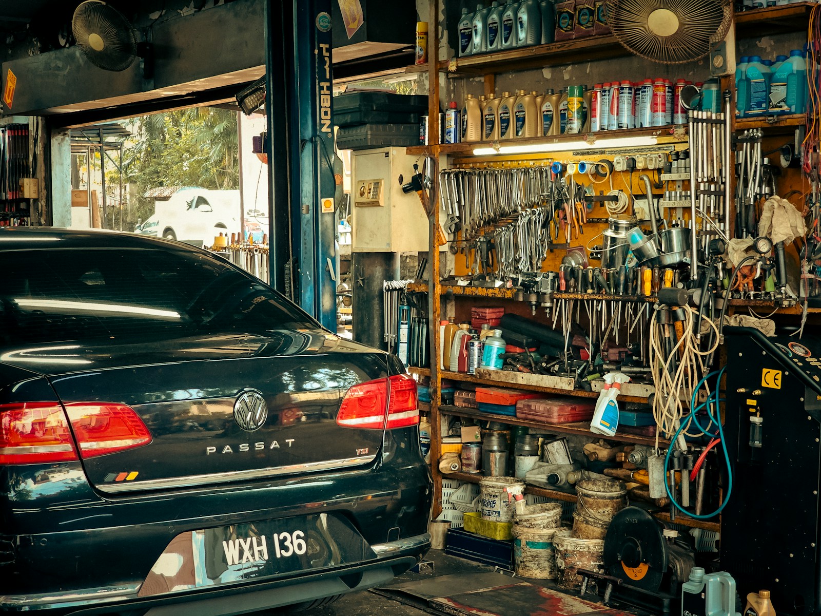 A Restoration Shop Lost Rare Parts From My Car, Then Claimed They Were Probably Missing Before I Dropped It Off