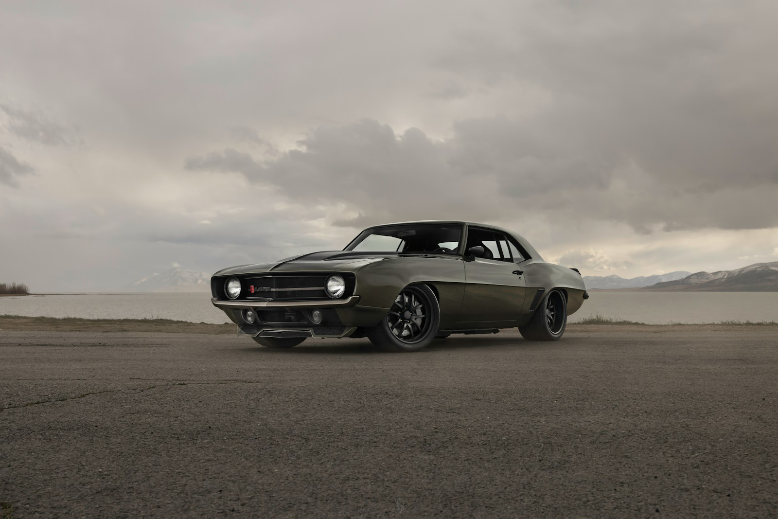 Dad Sold His Restored Camaro To Pay Off Family Debt, Then Found Out His Son Bought It Back Under A Fake Name And Wrecked It Before The First Payment Cleared