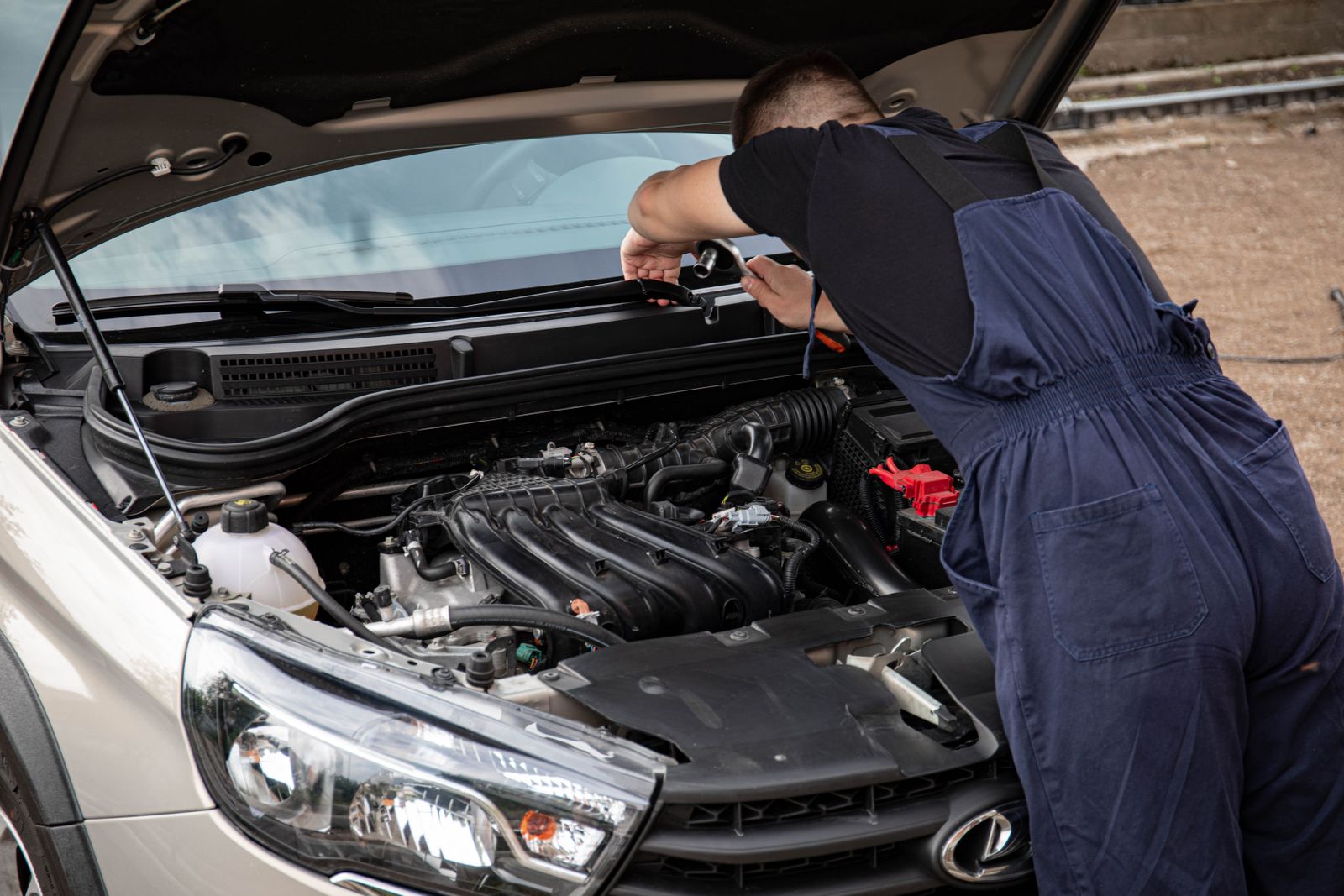 Customer Demanded The Mechanic “Just Make It Pass Inspection,” Then Got Furious When The Honest Answer Was “Sell It”