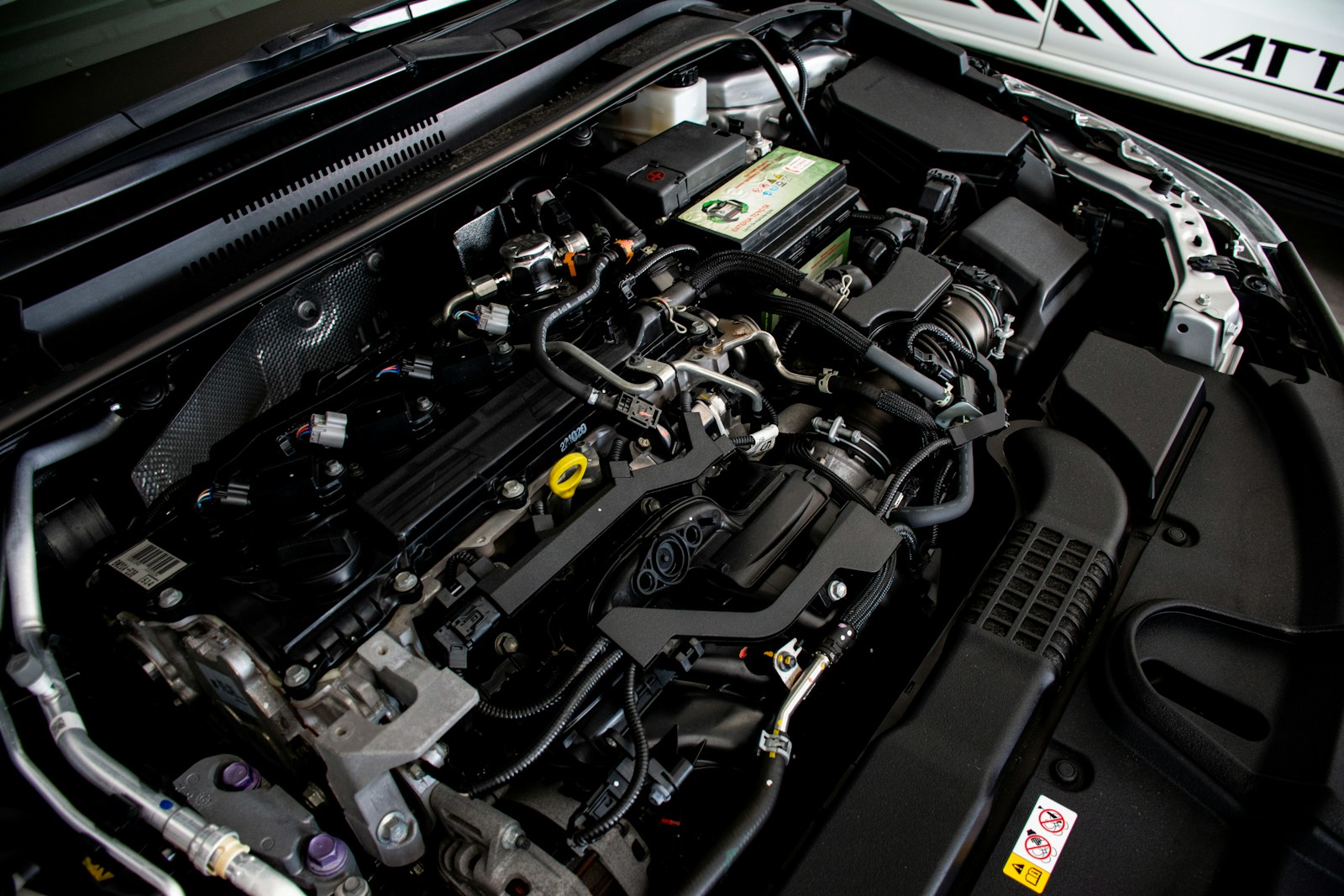 Man Bragged About Never Changing His Oil, Then Screamed At The Shop When His Engine Turned Into A $9,000 Paperweight