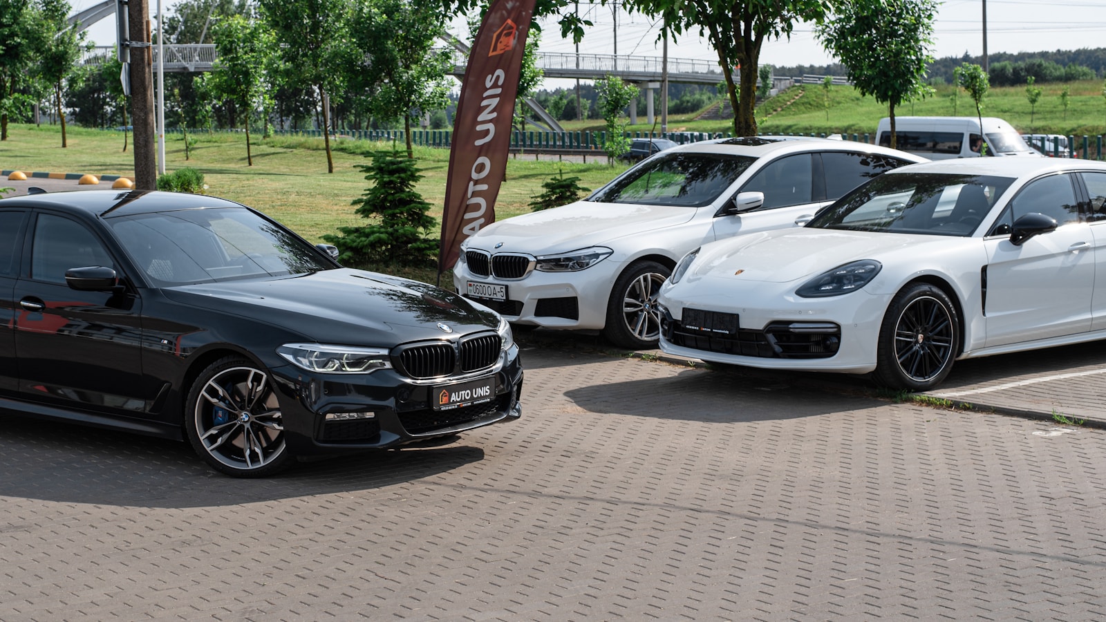 Dealer Promised “No Pressure,” Then Locked The Buyer In A Four-Hour Finance Nightmare And Lost The Sale Over Floor Mats