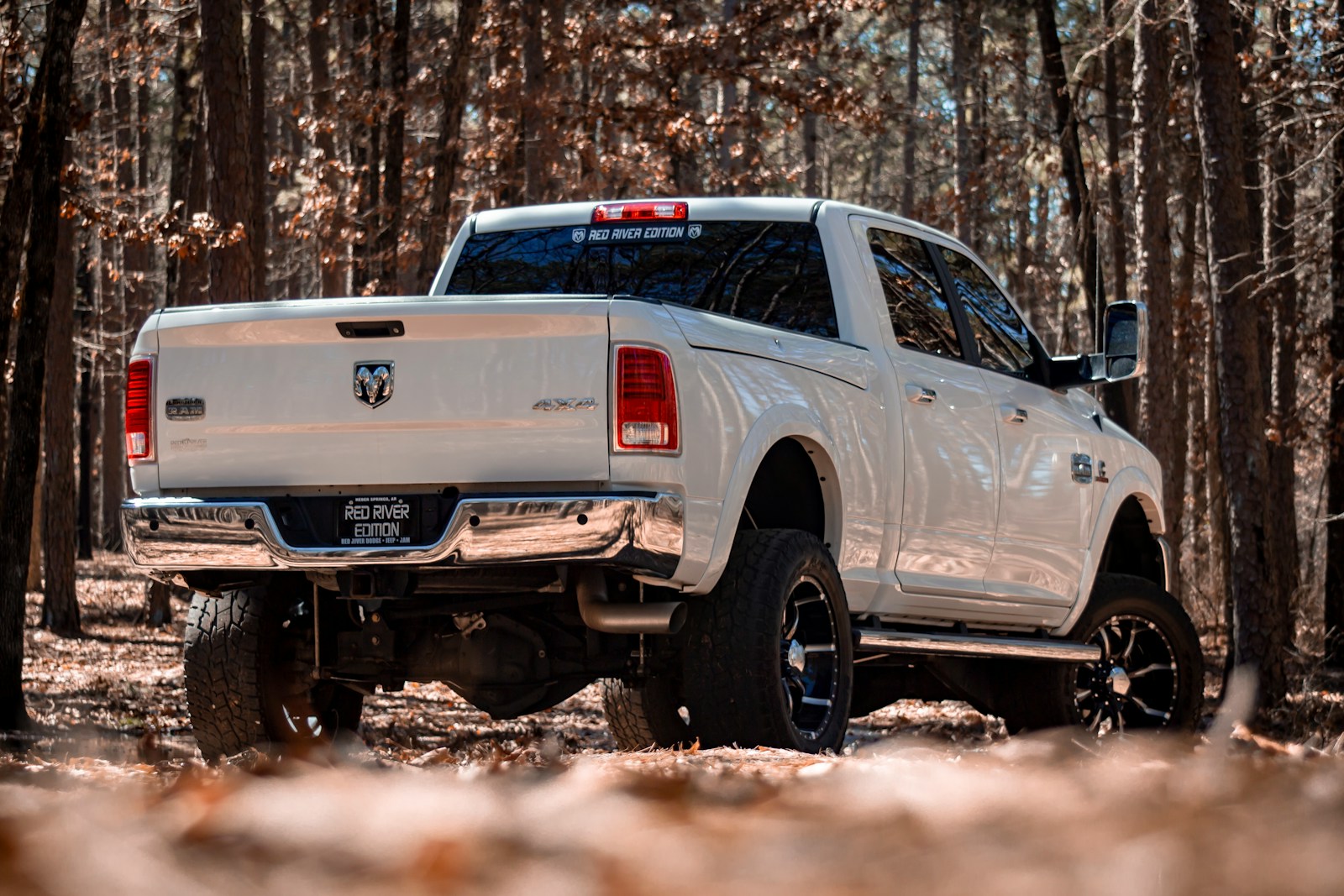 Family Gives Their Late Father’s Pickup to the Son Who “Needs It Most,” Then Learns He Sold It Within 24 Hours and Used the Money for a Vacation While Everyone Else Was Still Planning the Funeral