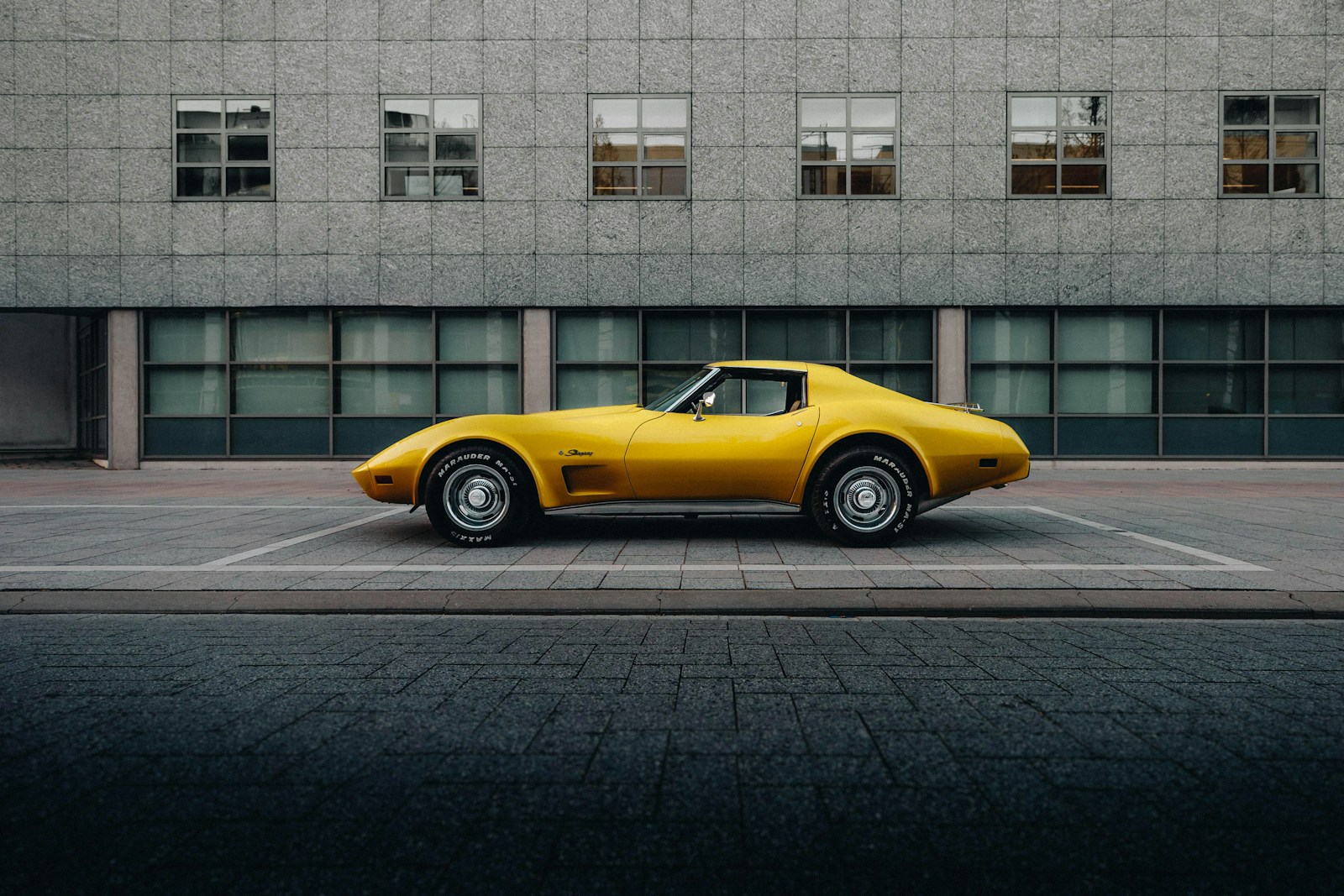 Bride Lets Her Fiancé Take Her Late Father’s Corvette for One Final Drive Before the Wedding, Then Learns He Secretly Sold It to Pay Gambling Debts and Used Part of the Money on a Trip With Another Woman