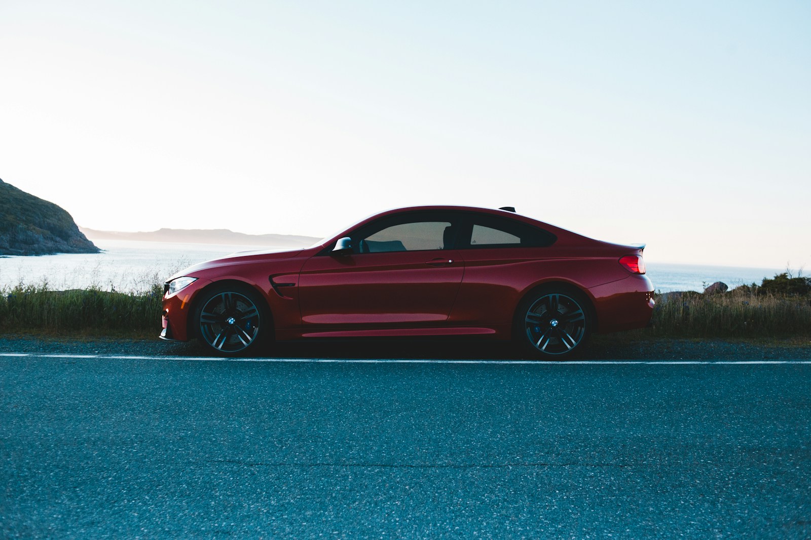 Woman’s Husband Trades Her SUV Without Asking, Then Brings Home A Two-Door Sports Car And Says She Should Be More Supportive