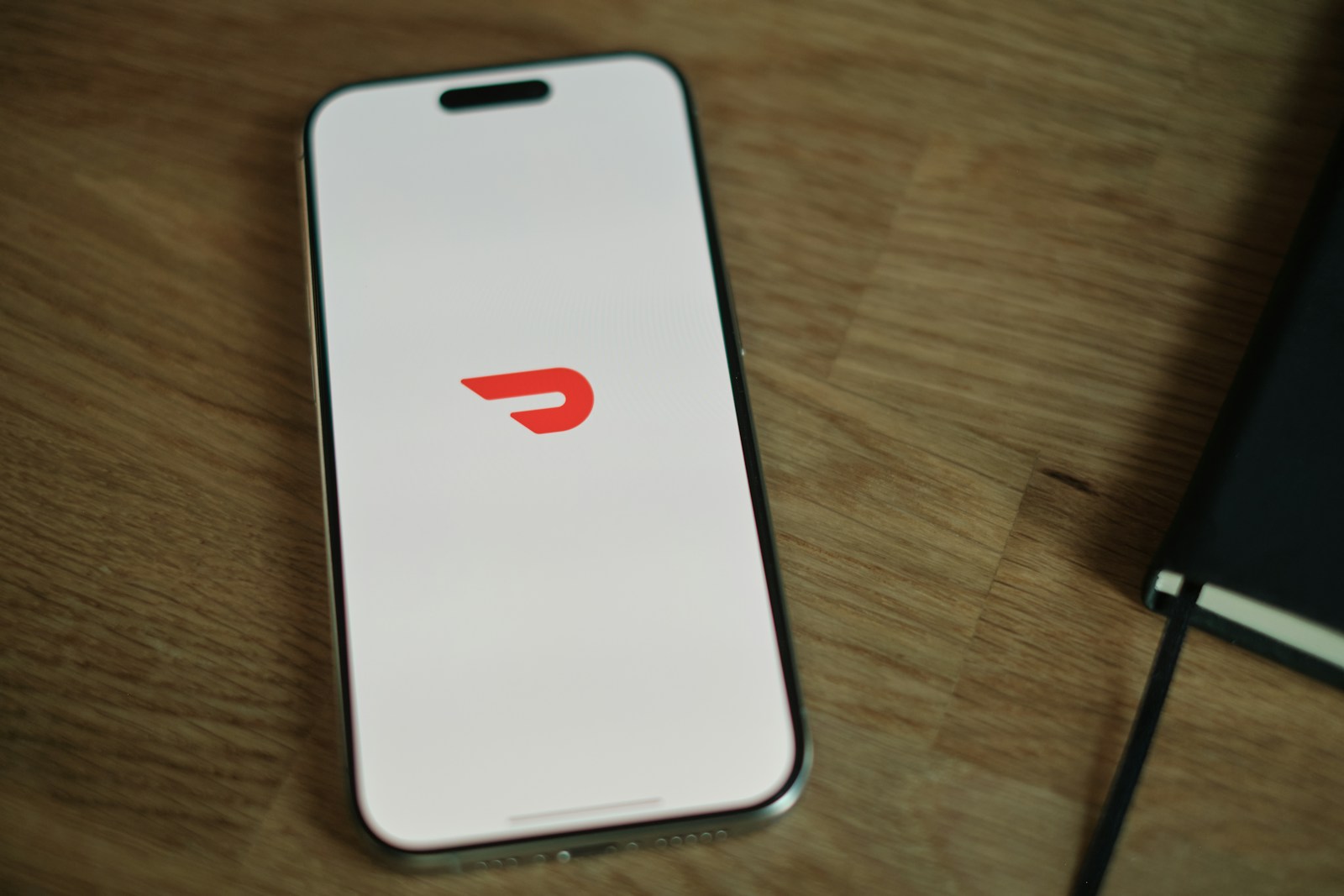 Boyfriend Uses Her Car For DoorDash Behind Her Back, Then Blames Her For Not Checking The Oil After He Adds 14,000 Miles