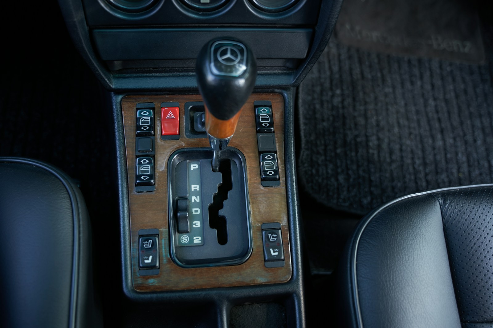 A New Italian Supercar Maker Just Unveiled a V12 With a Manual Gearbox — No Turbos, No Hybrid